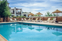 Piscina_Hotel_Finca_los_Llanos_Capileira